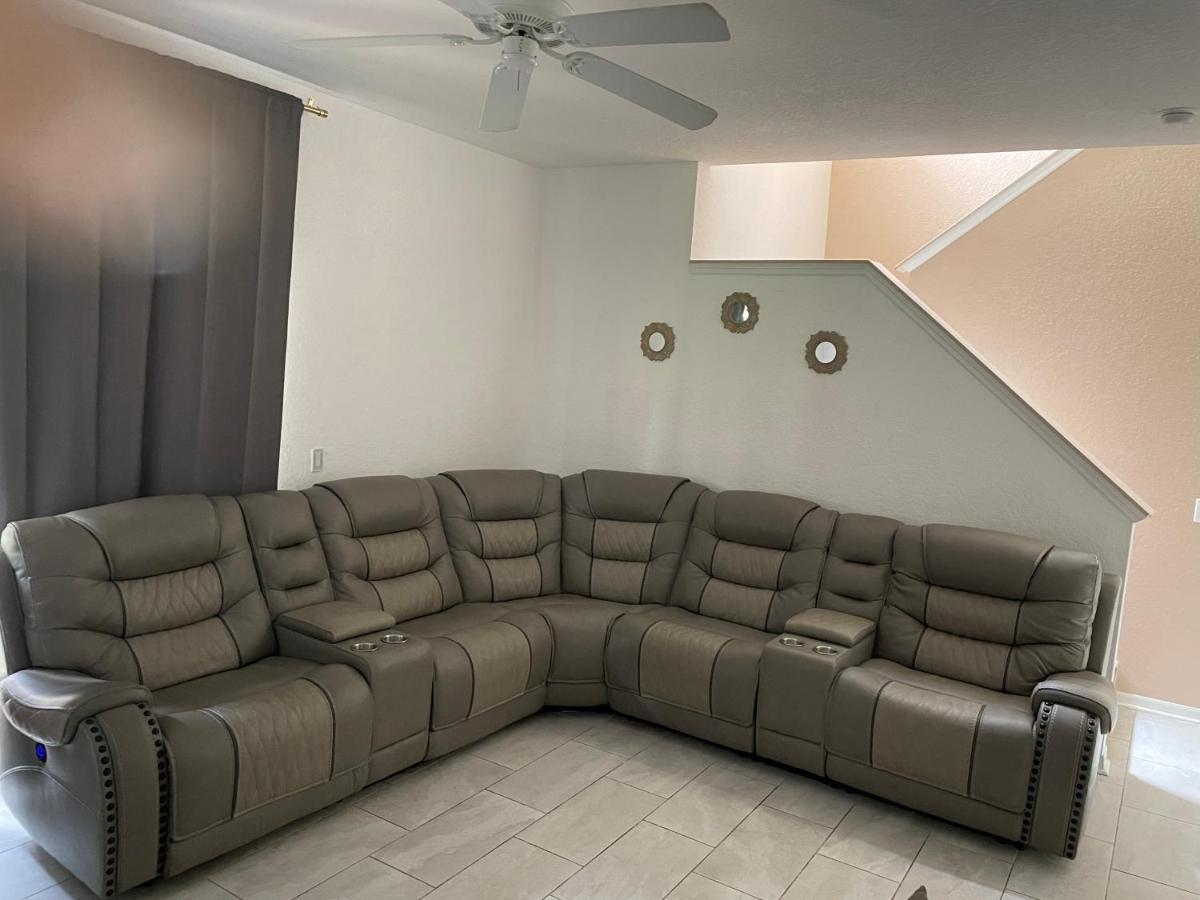 Serene Family Friendly Townhouse In The Wonderful Regal Palms ดาเวนพอร์ต ภายนอก รูปภาพ